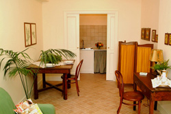 Comprehensive view of the living-room of Parco Verde Apartment