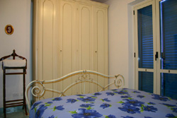 The double room of  Marina Grande apartment